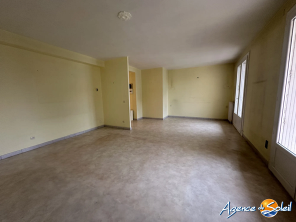 Appartement T3 bis avec terrasse et parking à Béziers proche des Arènes