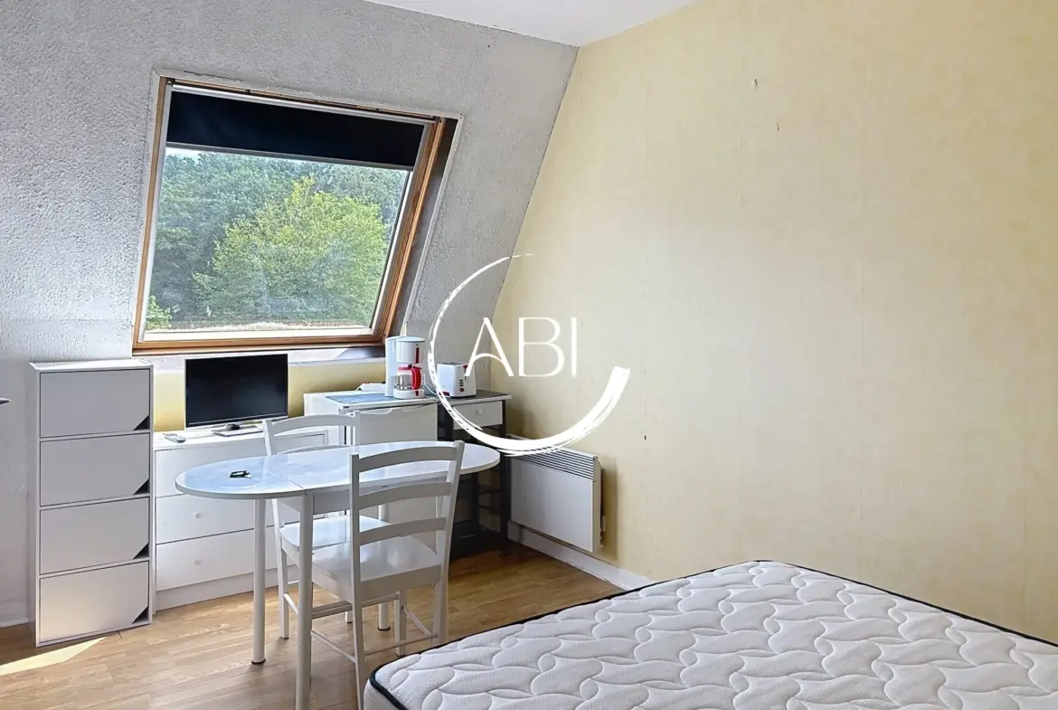 Studio entièrement meublé à vendre à Bagnoles de l'Orne – Emplacement privilégié 