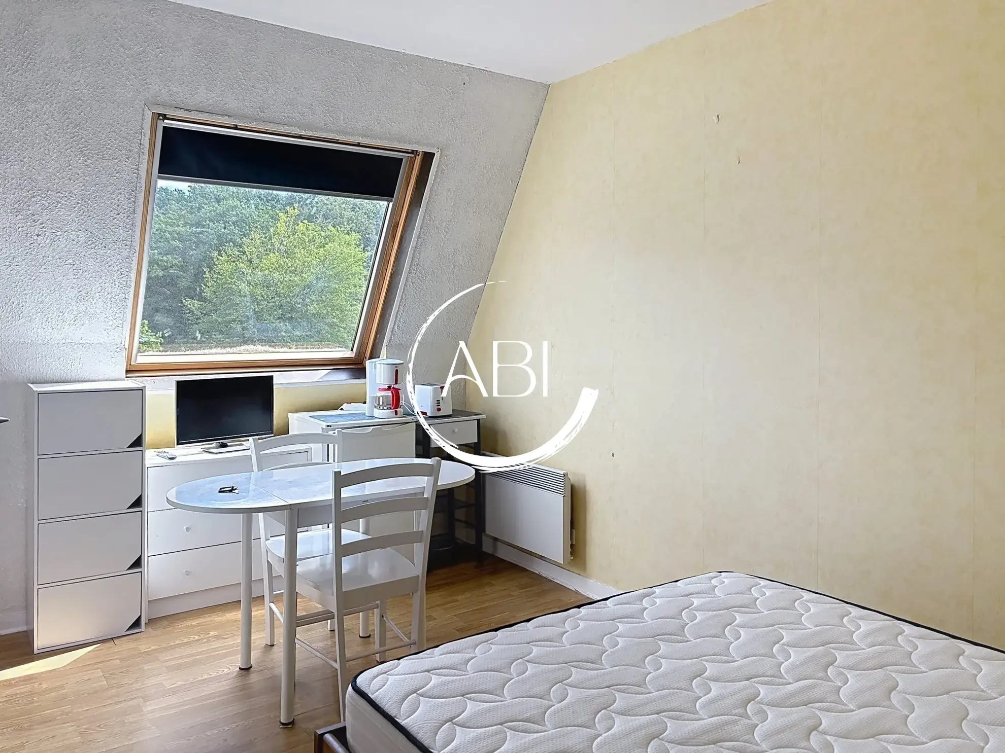 Studio entièrement meublé à vendre à Bagnoles de l'Orne – Emplacement privilégié 