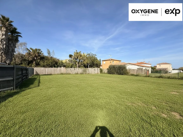 Terrain à vendre de 562 m² à Villelongue-de-la-Salanque, proche mer et commodités