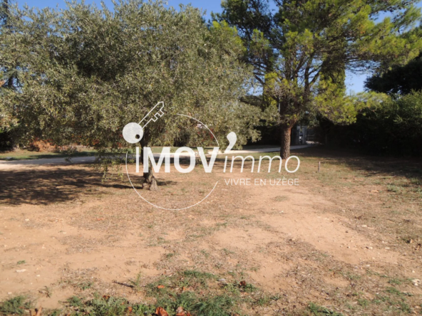 Terrain constructible de 640 m² à Uzès idéal pour votre projet immobilier
