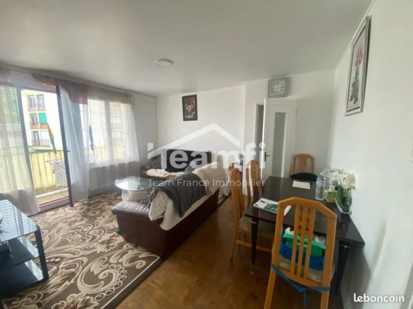 Investissement locatif à Vierzon : appartement de 74,13 m² avec 3 chambres