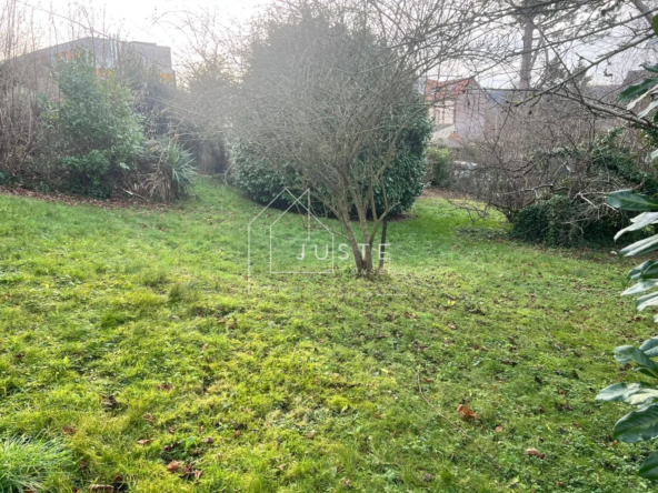 Terrain à bâtir de 534 m² à vendre à Deville Les Rouen - Idéal pour votre projet immobilier
