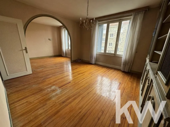 Vente Appartement T3 avec cave à Clermont-Ferrand - Bon potentiel