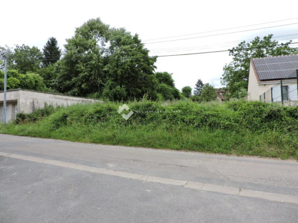 Terrain constructible de 449 m² à Solers, secteur calme et idéal pour votre maison sur mesure