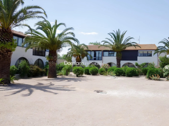 Grand studio en vente à Saint-Cyprien avec loggia et parking sécurisé
