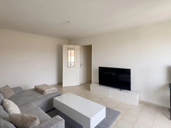 Appartement T2 loué avec balcon à Toul, investissez dès aujourd'hui