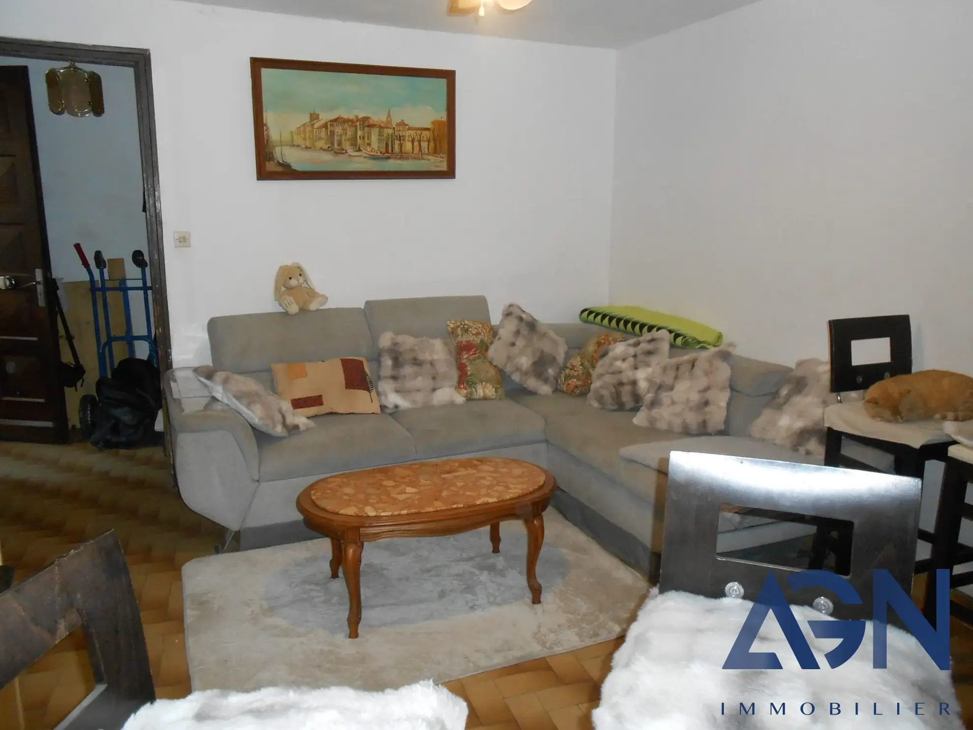 Maison à vendre à Agde avec dépendance de 23m², proche des berges de l'Hérault 