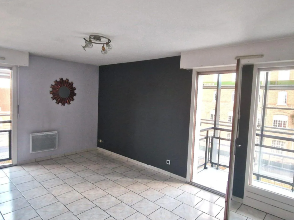 Appartement Type 2 lumineux avec balcon et garage à Bèthune