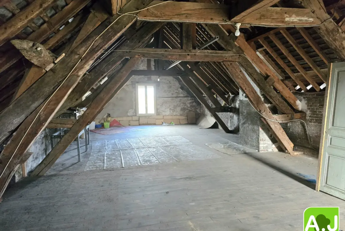Appartement 4 chambres avec terrasse en hyper-centre de Saint André de l'Eure 