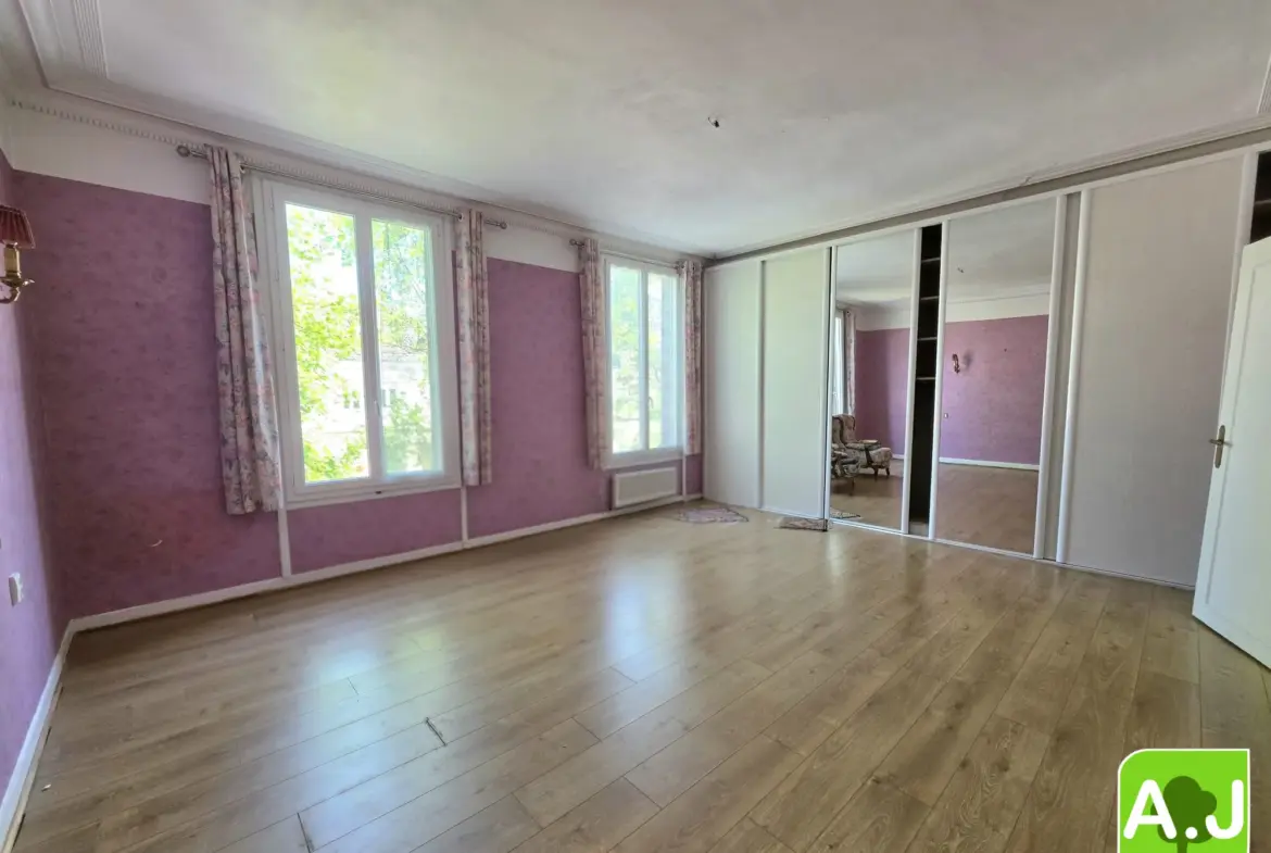 Appartement 4 chambres avec terrasse en hyper-centre de Saint André de l'Eure 