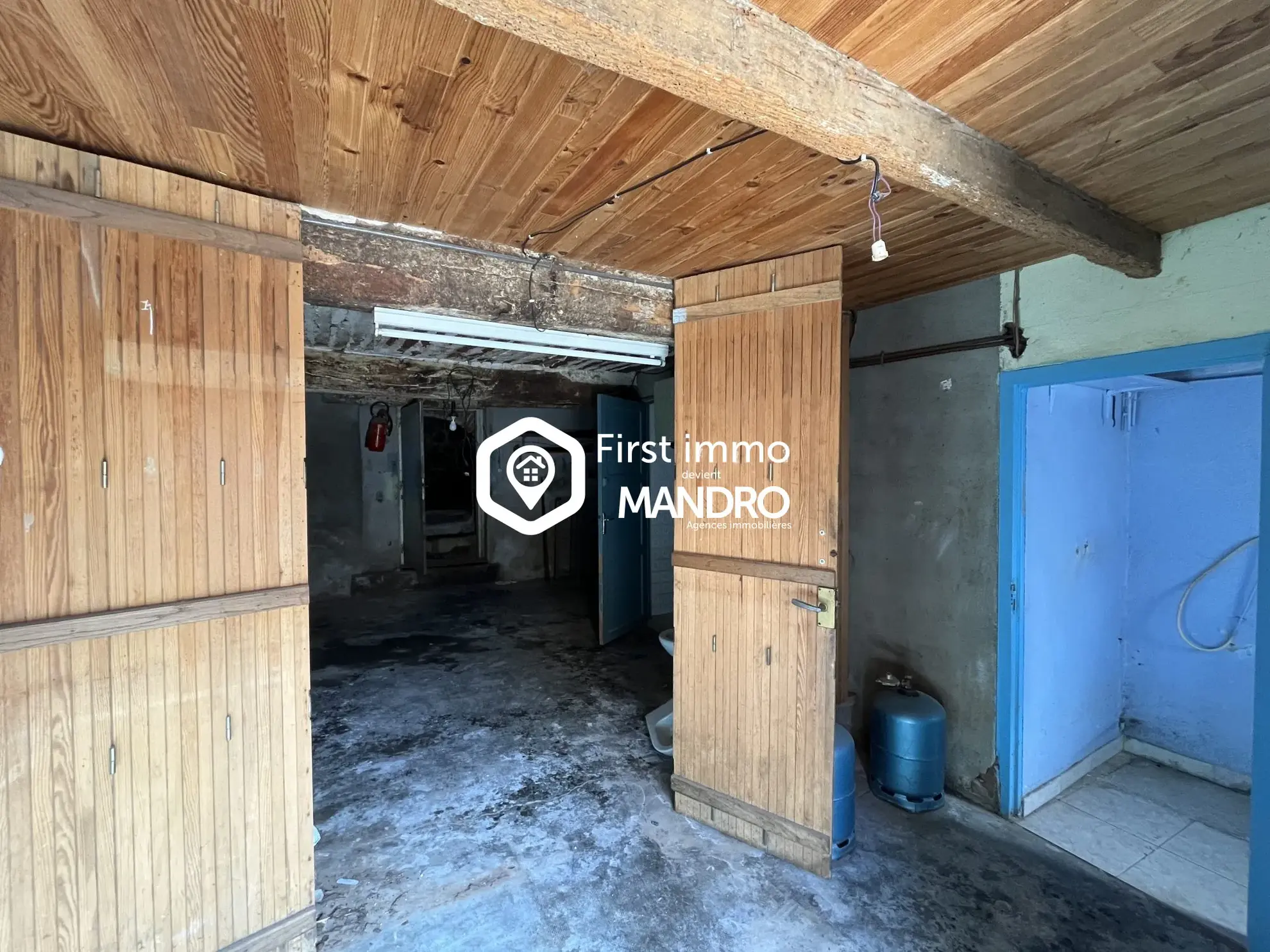 À vendre maison de village avec 3 chambres à Estagel, charmant cadre rural 