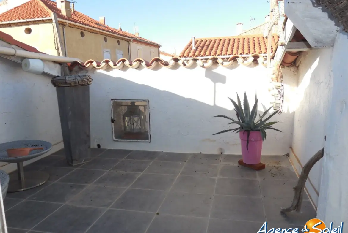 Maison de village avec terrasse vue chenal à Port La Nouvelle 