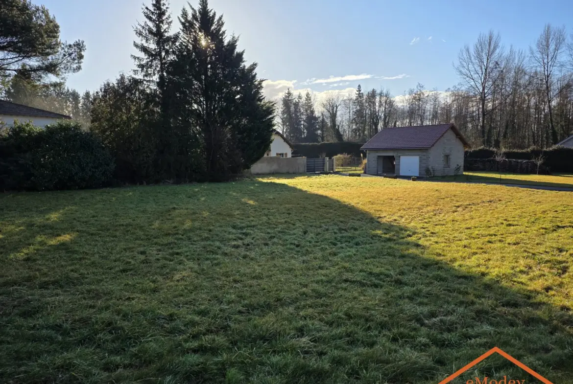 Terrain constructible de 1095 m² à Girecourt-sur-Durbion - Idéal pour votre projet 
