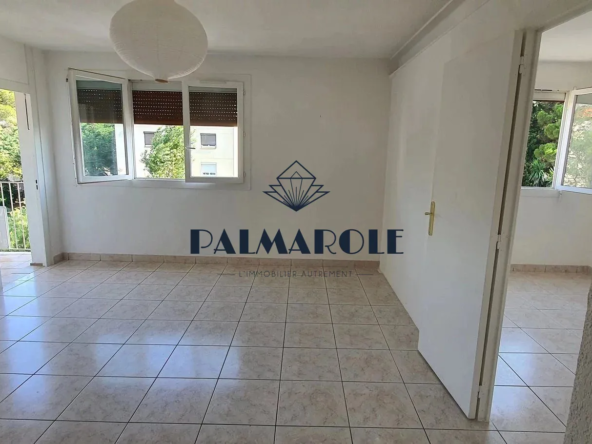 Appartement T4 rénové à Perpignan Sud avec cave, garage et balcon