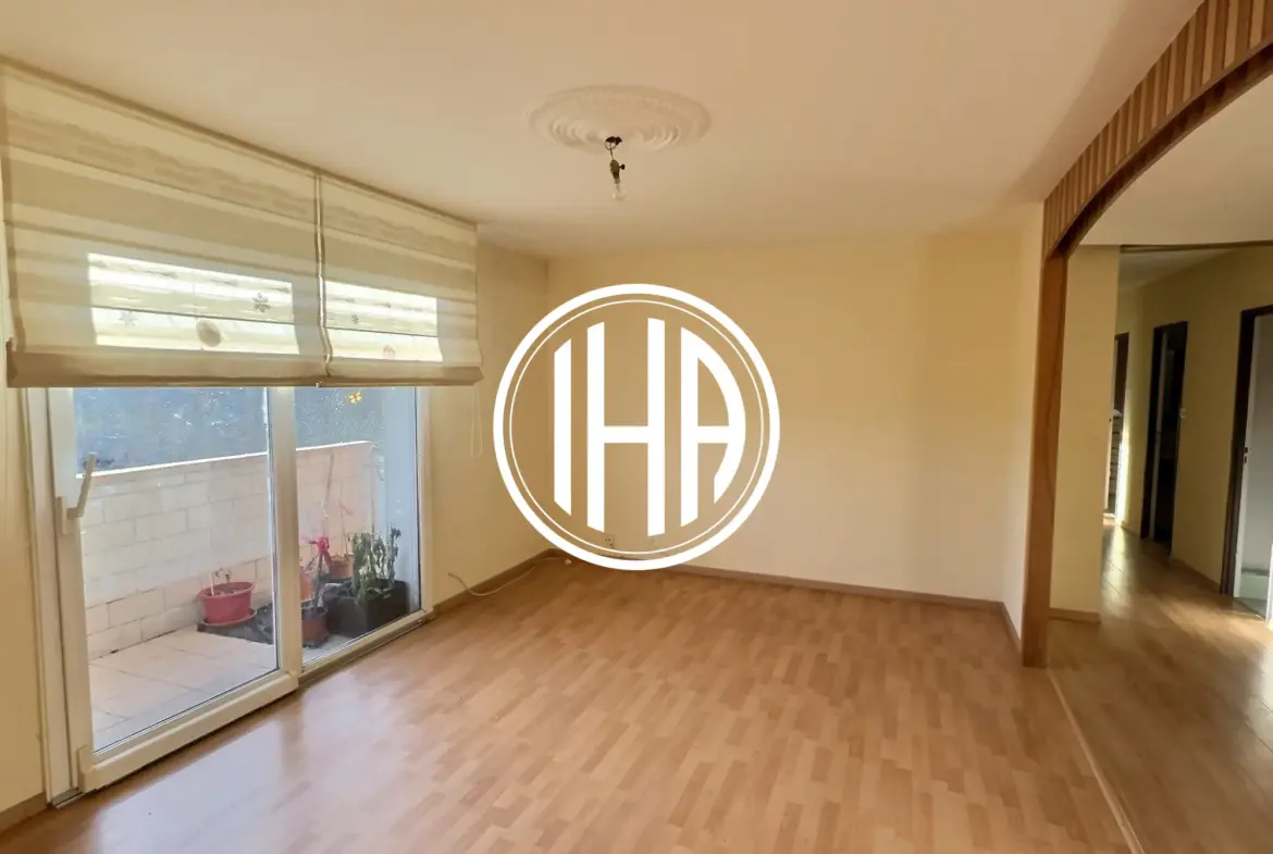 Appartement T5 à vendre à Colmar avec balcon, cave et exposition sud 