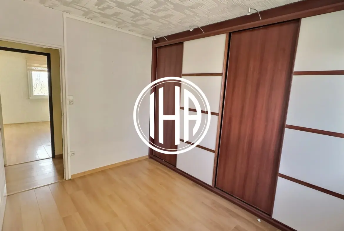 Appartement T5 à vendre à Colmar avec balcon, cave et exposition sud 