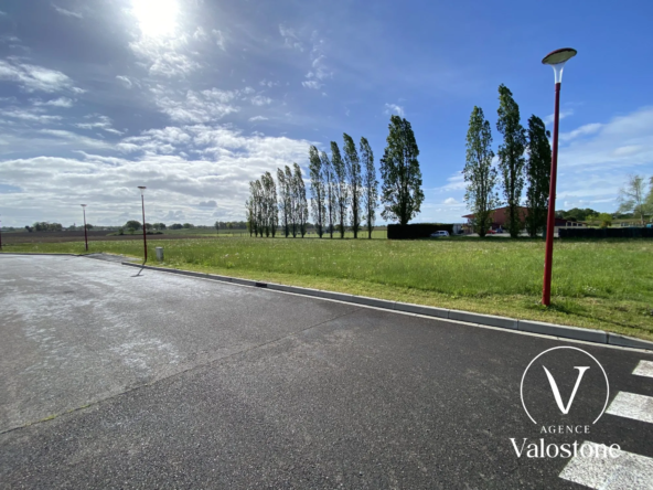 Terrain constructible à vendre à Miramont-Sensacq — 1015 m² dans un environnement pratique