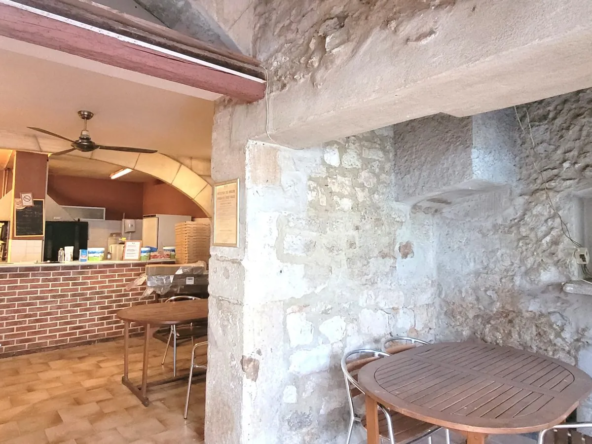 Fonds de commerce à Teyran – Pizzeria, Rôtisserie, Sandwicherie au centre-ville