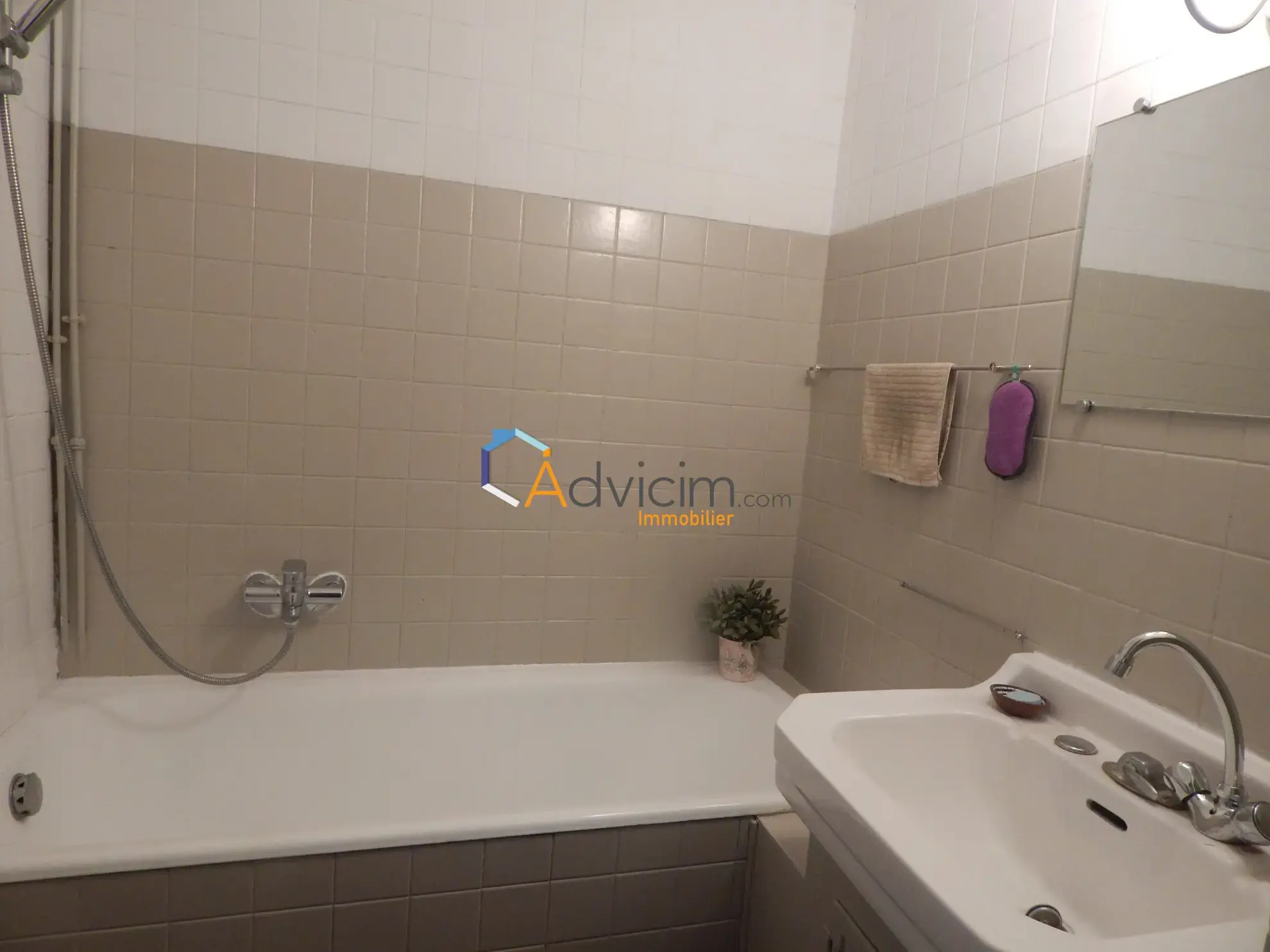 Maison 105 m² avec Terrasse à Ferrières-en-Gâtinais – Belle Opportunité 
