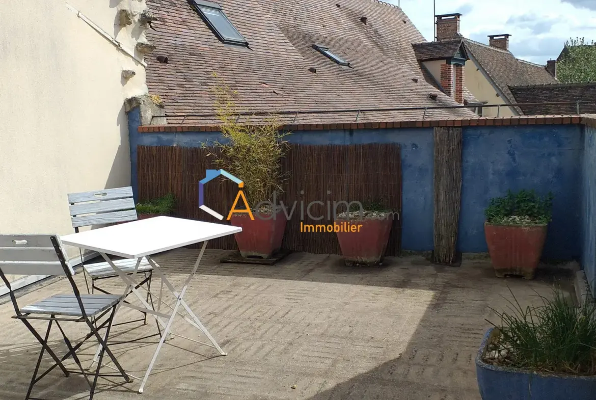 Maison 105 m² avec Terrasse à Ferrières-en-Gâtinais – Belle Opportunité 