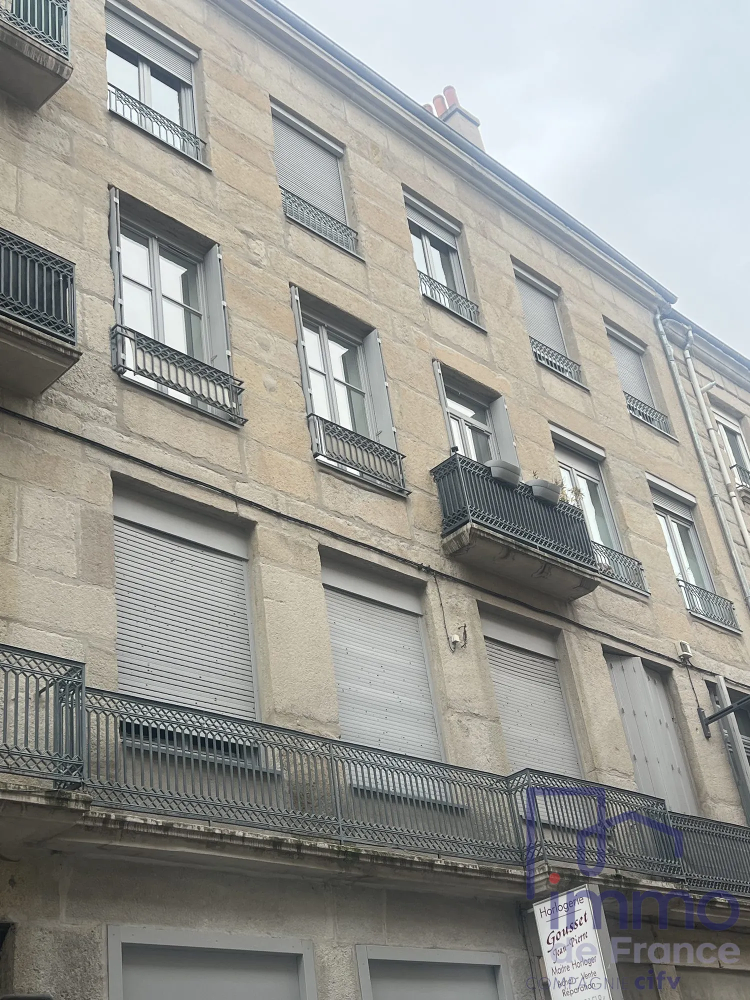 Appartement T2 de 52 m² à Saint-Étienne, investissez dans un bien central et lumineux 