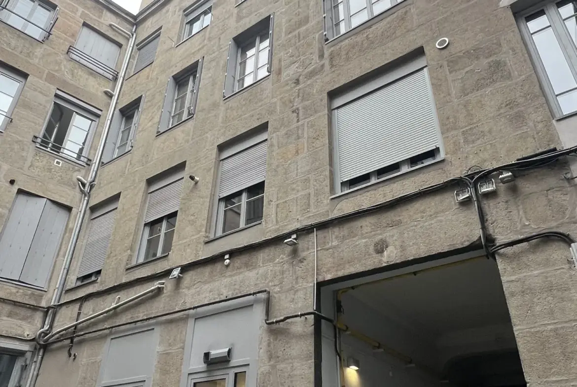 Appartement T2 de 52 m² à Saint-Étienne, investissez dans un bien central et lumineux 