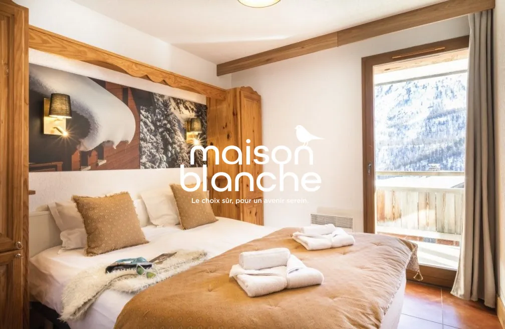 Investissement LMNP à Montgenèvre : Appartement T2 avec balcon et bail commercial 