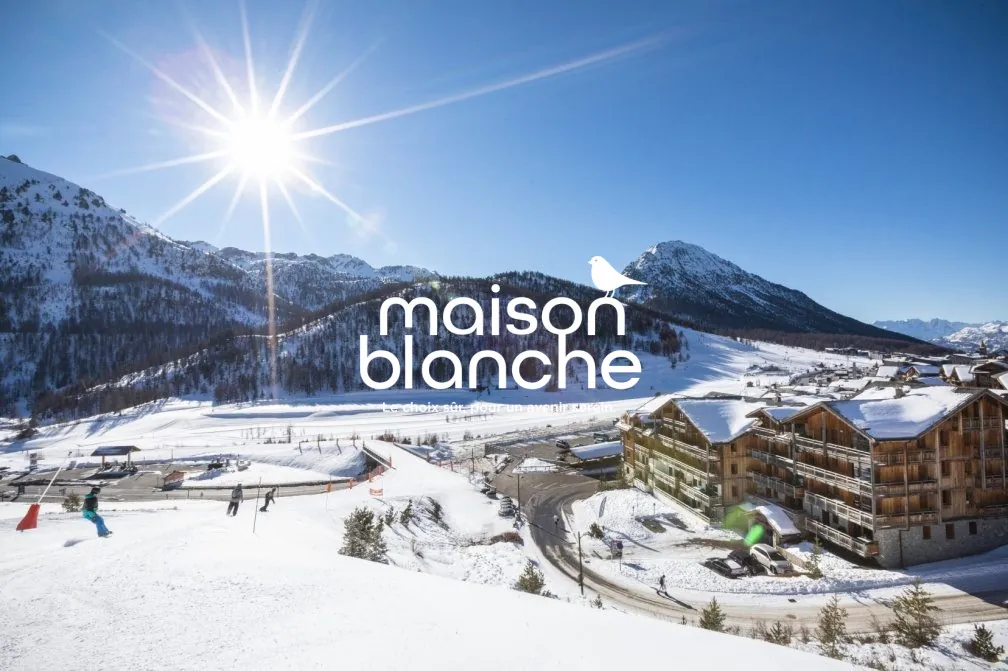 Investissement LMNP à Montgenèvre : Appartement T2 avec balcon et bail commercial 