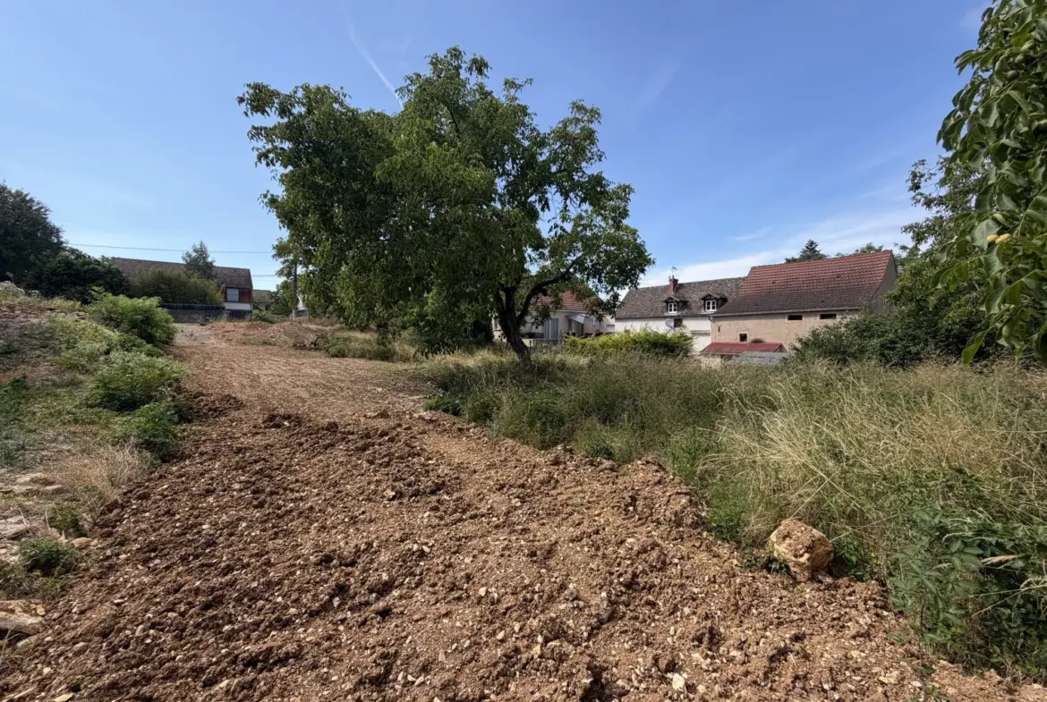 Terrain à bâtir de 1176 m² à Givry, secteur paisible 
