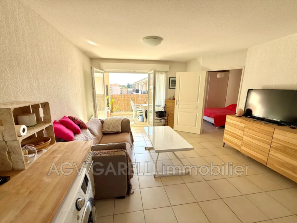 À vendre appartement T2 avec terrasse et garage à Toulon Est