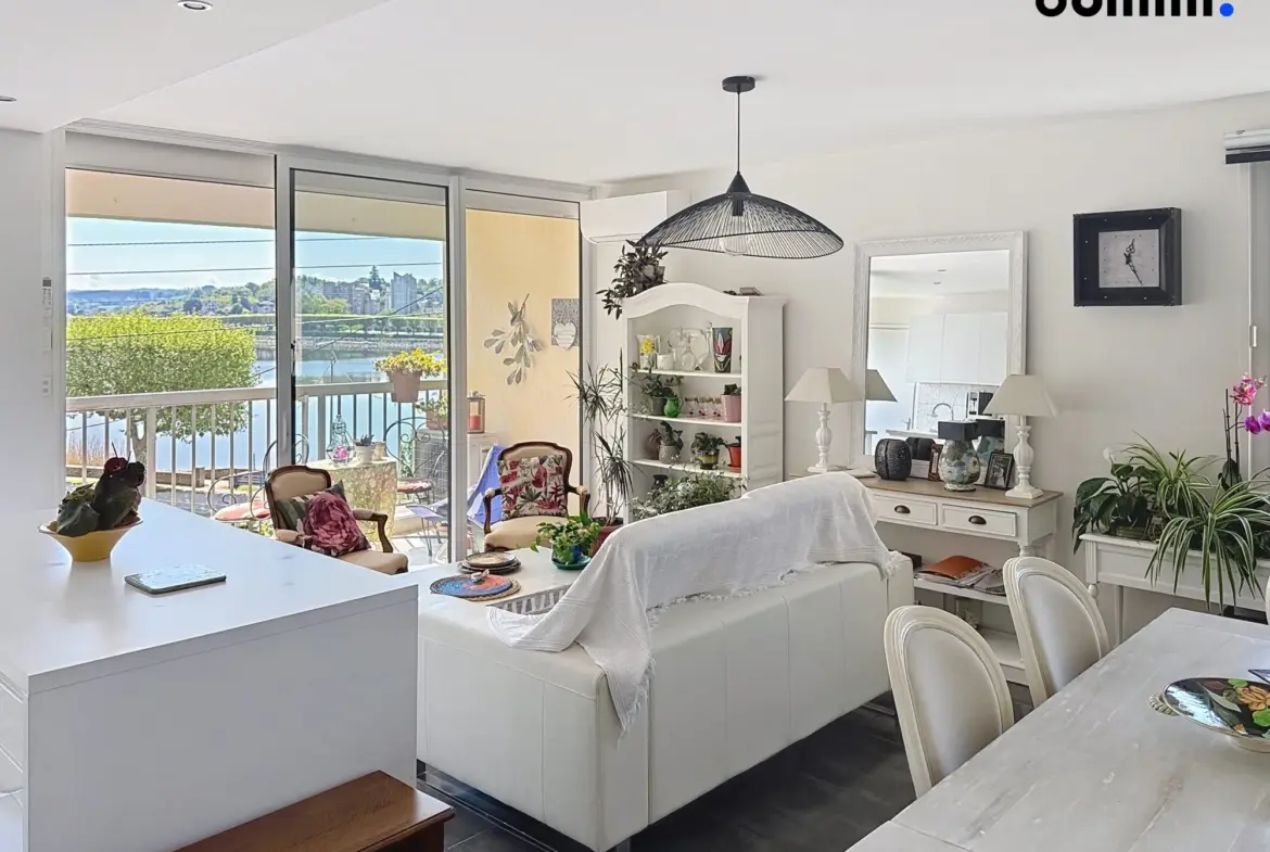 Appartement 4 pièces à vendre à Montceau-les-Mines, lumineux et terrasse 