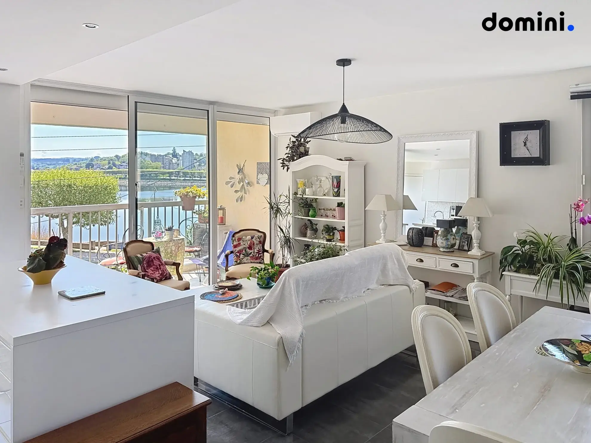 Appartement 4 pièces à vendre à Montceau-les-Mines, lumineux et terrasse 