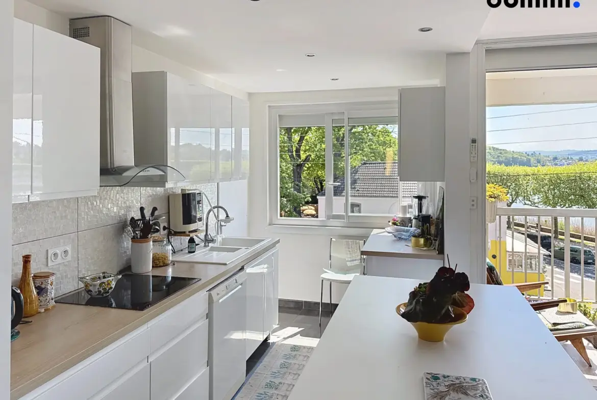 Appartement 4 pièces à vendre à Montceau-les-Mines, lumineux et terrasse 