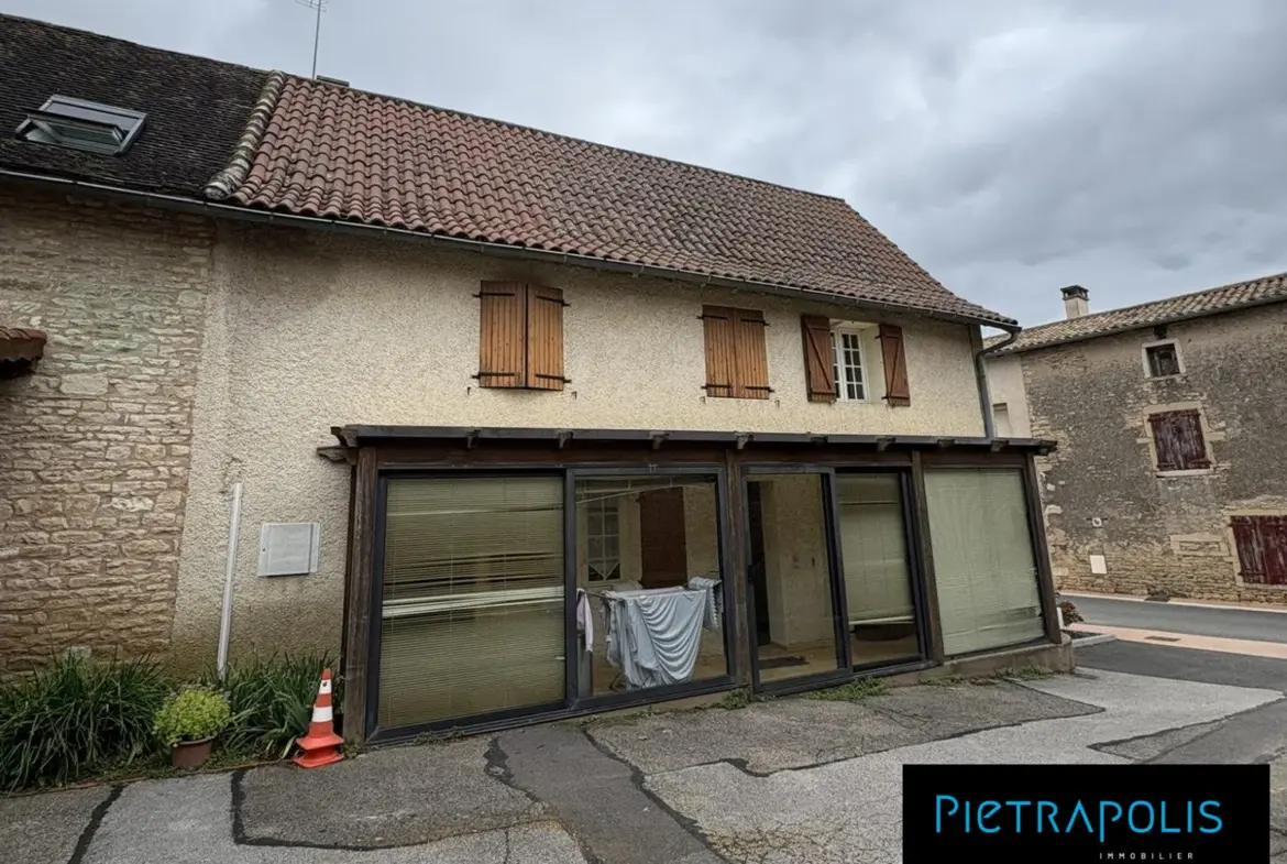 Ensemble immobilier à vendre à La Salle, investissement locatif stable 