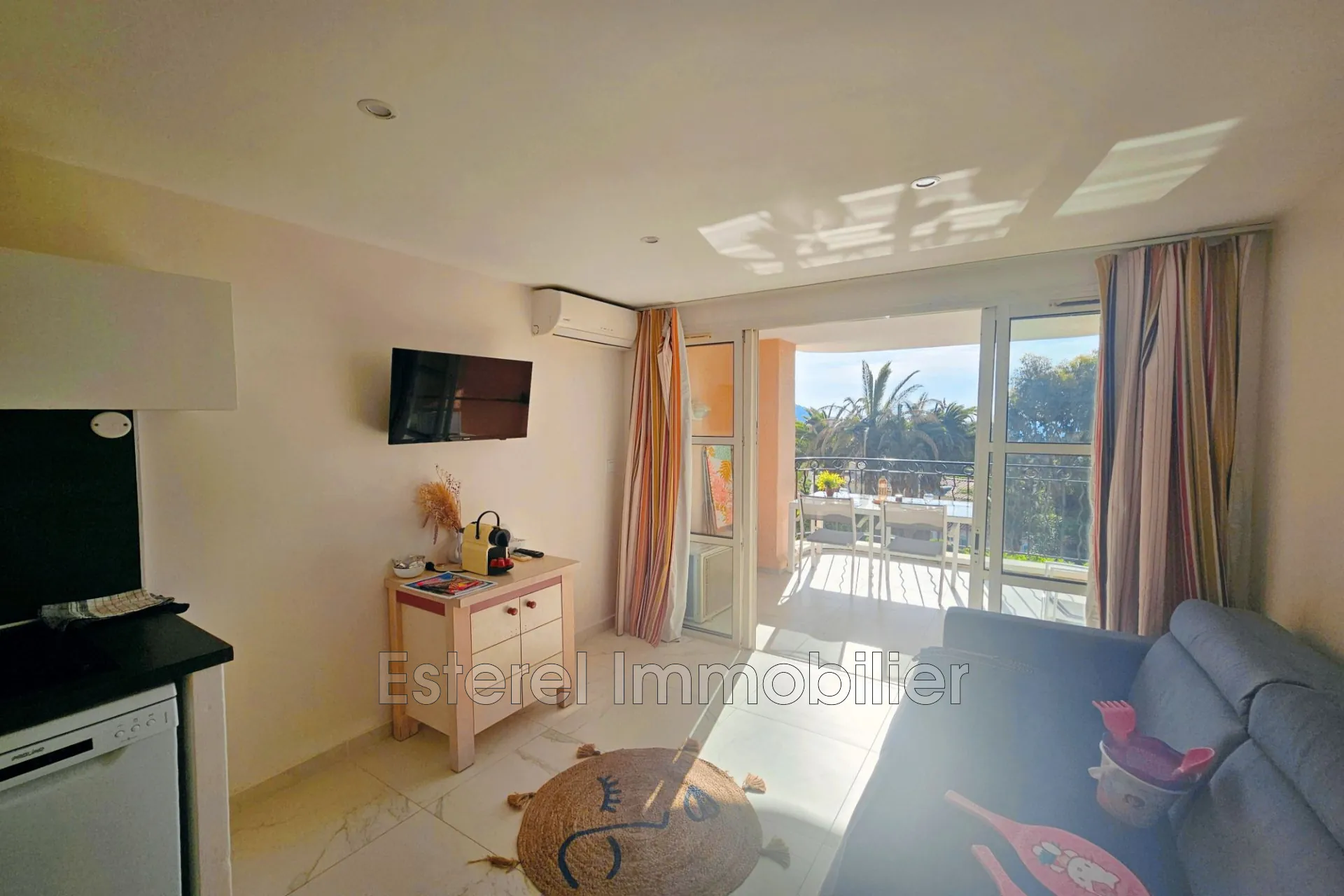 Studio à vendre avec vue mer à Cap Esterel - Agay 