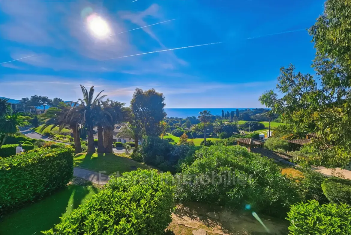 Studio à vendre avec vue mer à Cap Esterel - Agay 