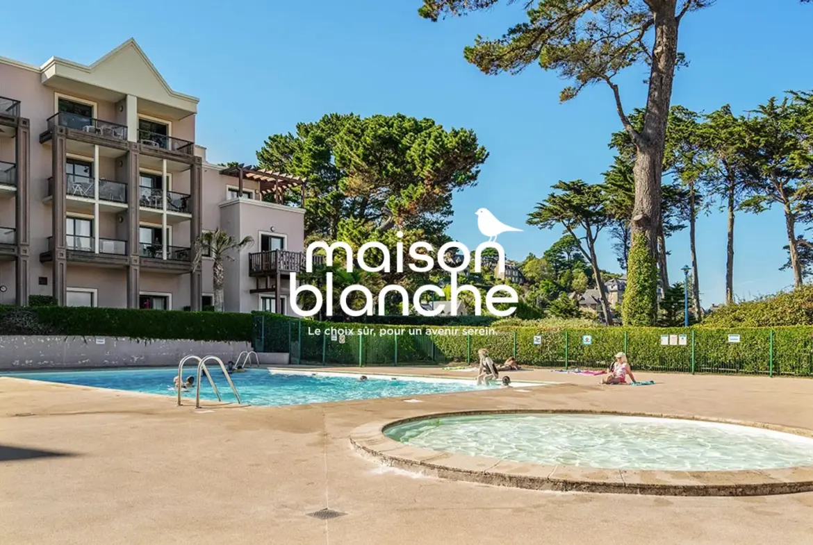 Investissement LMNP à Perros-Guirec - Appartement T2 avec Bail Commercial 