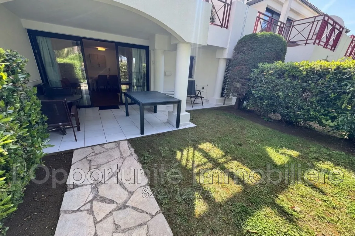 Bel appartement 2 pièces avec terrasse, piscine et jardin à Cannes 