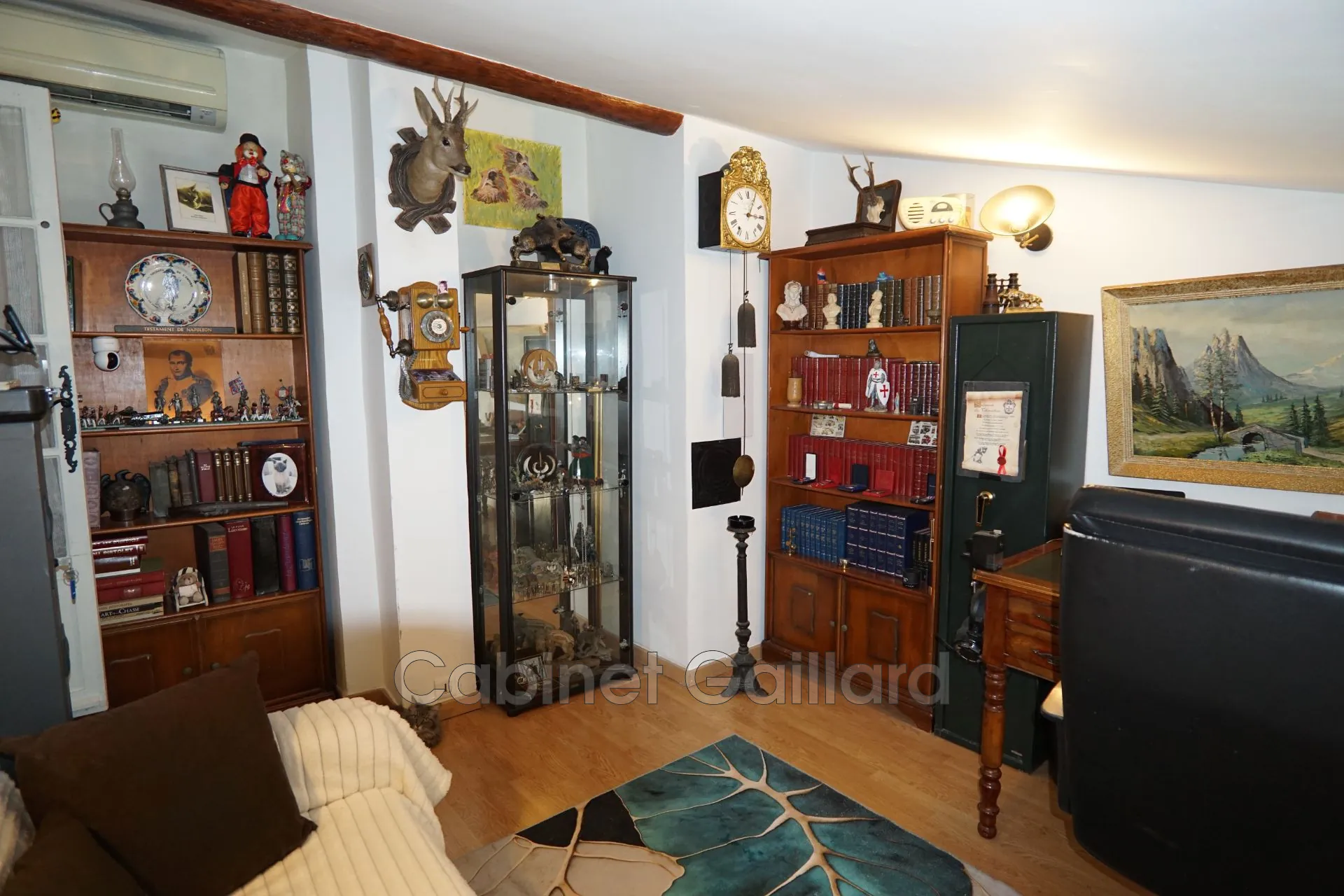 Appartement duplex avec piscine, cave et parking à Peymeinade 