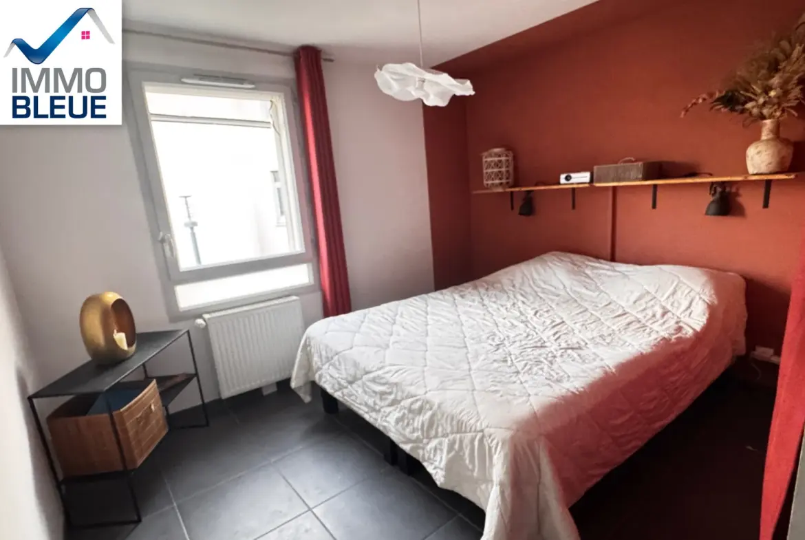 A vendre maison 3 pièces à Marignane avec extérieur et parking privé 