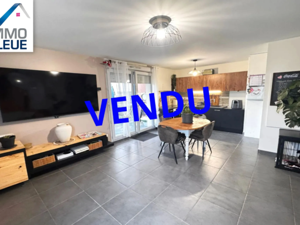 A vendre maison 3 pièces à Marignane avec extérieur et parking privé