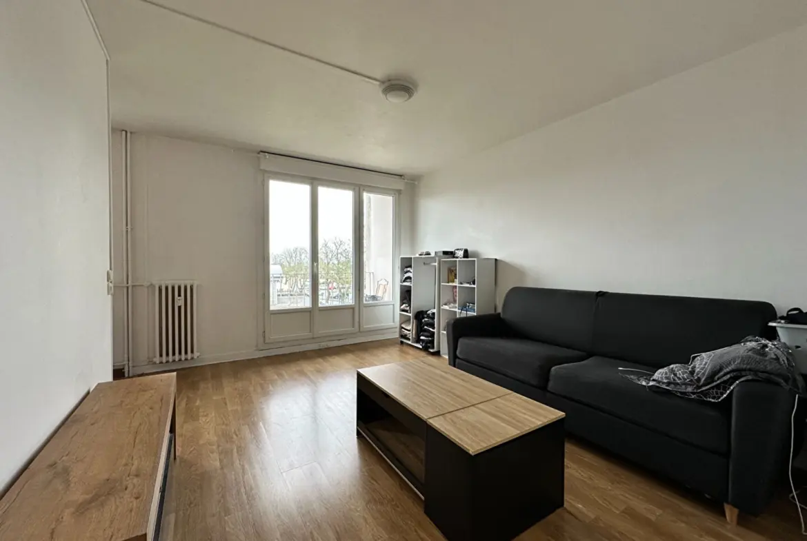 Investissez dans cet appartement T1 de 28 m² à Saint-Brieuc, idéal pour investisseurs 