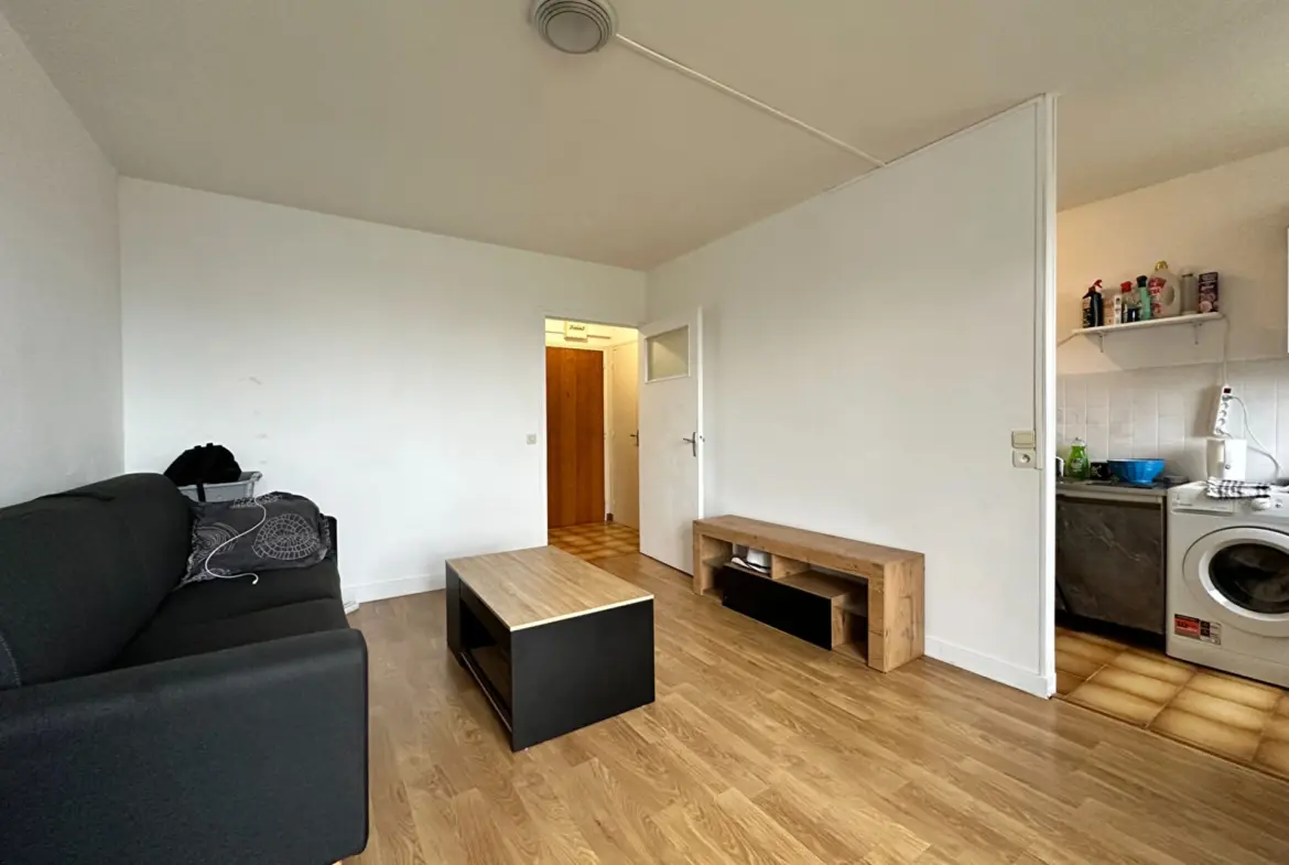 Investissez dans cet appartement T1 de 28 m² à Saint-Brieuc, idéal pour investisseurs 
