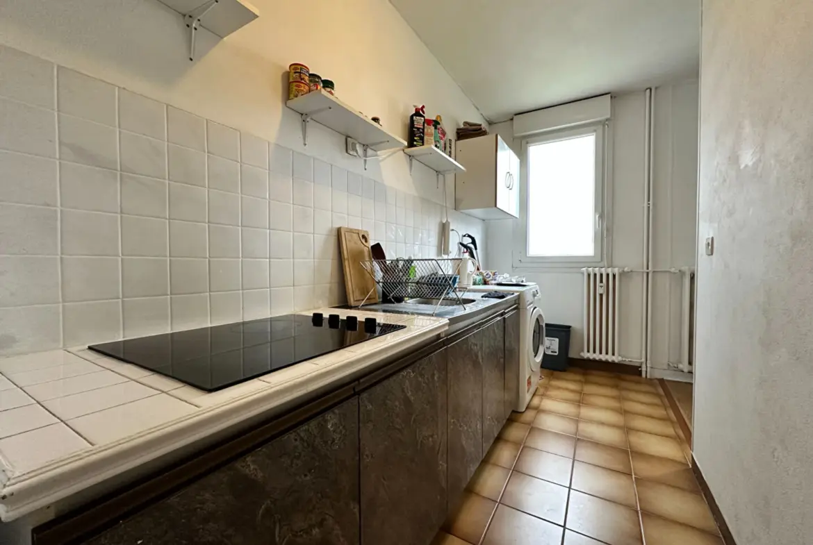 Investissez dans cet appartement T1 de 28 m² à Saint-Brieuc, idéal pour investisseurs 
