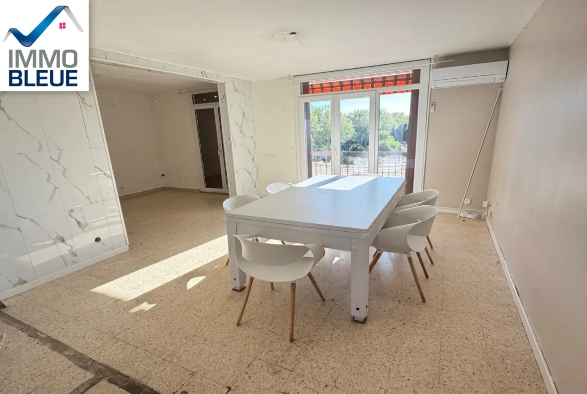 Appartement 5 pièces à vendre à Marignane avec balcon et parking privé 