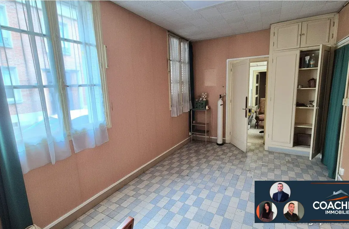 Charmante maison ancienne à rénover avec potentiel à Vitry-le-François 