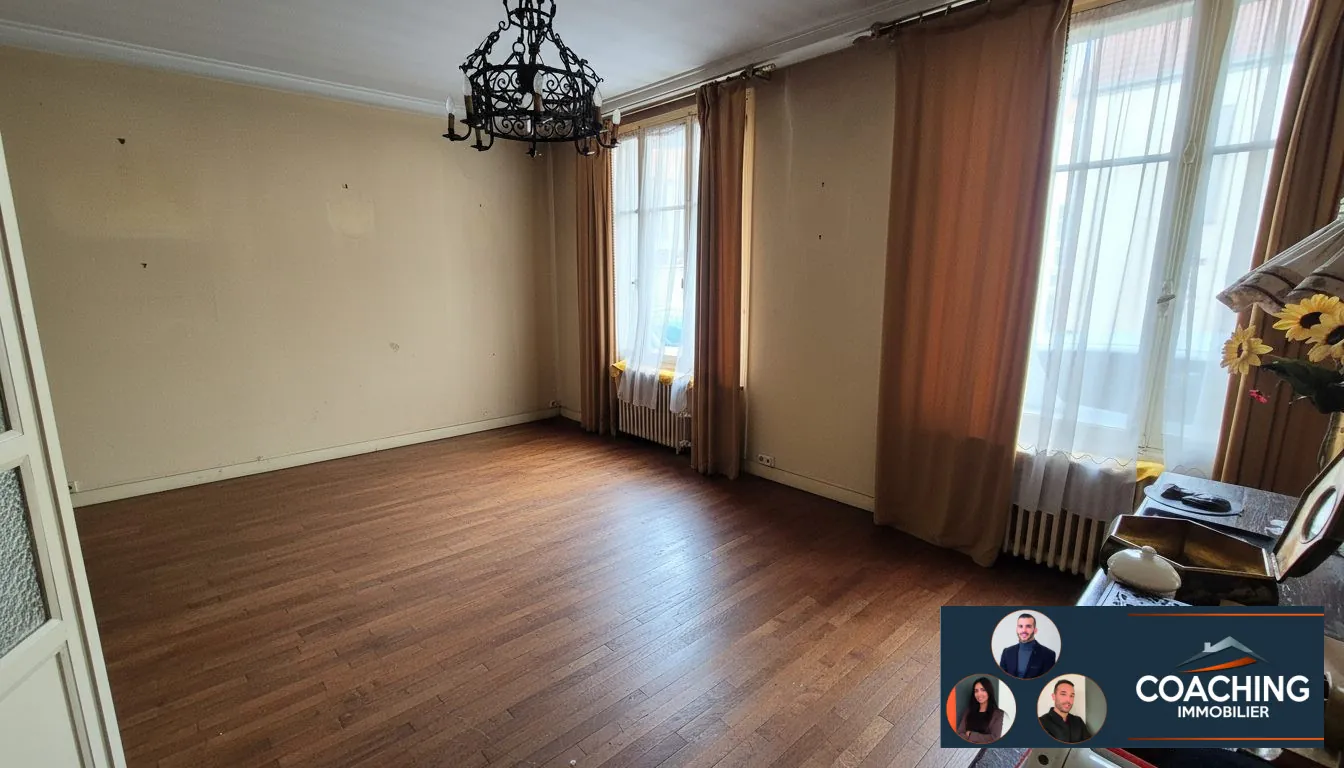 Charmante maison ancienne à rénover avec potentiel à Vitry-le-François 