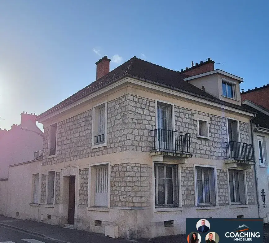 Charmante maison ancienne à rénover avec potentiel à Vitry-le-François 
