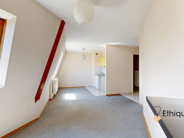 Studio à vendre à Illkirch-Graffenstaden – 24 m², cave et parking